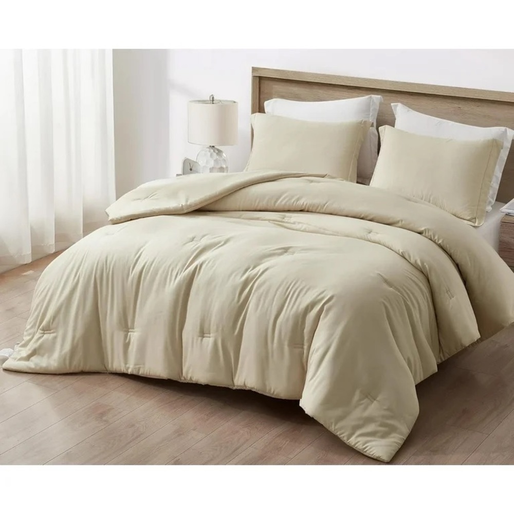 Elegant Cream oversized king 3 pieceComforter Set